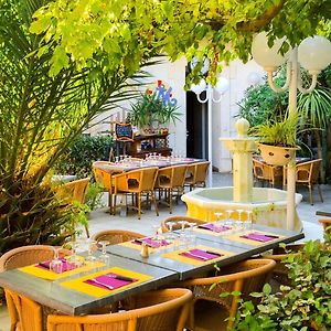Hotel Orange Marine